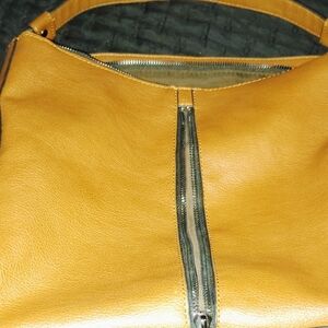 Source Unknown Tan Leather Shoulder Bag